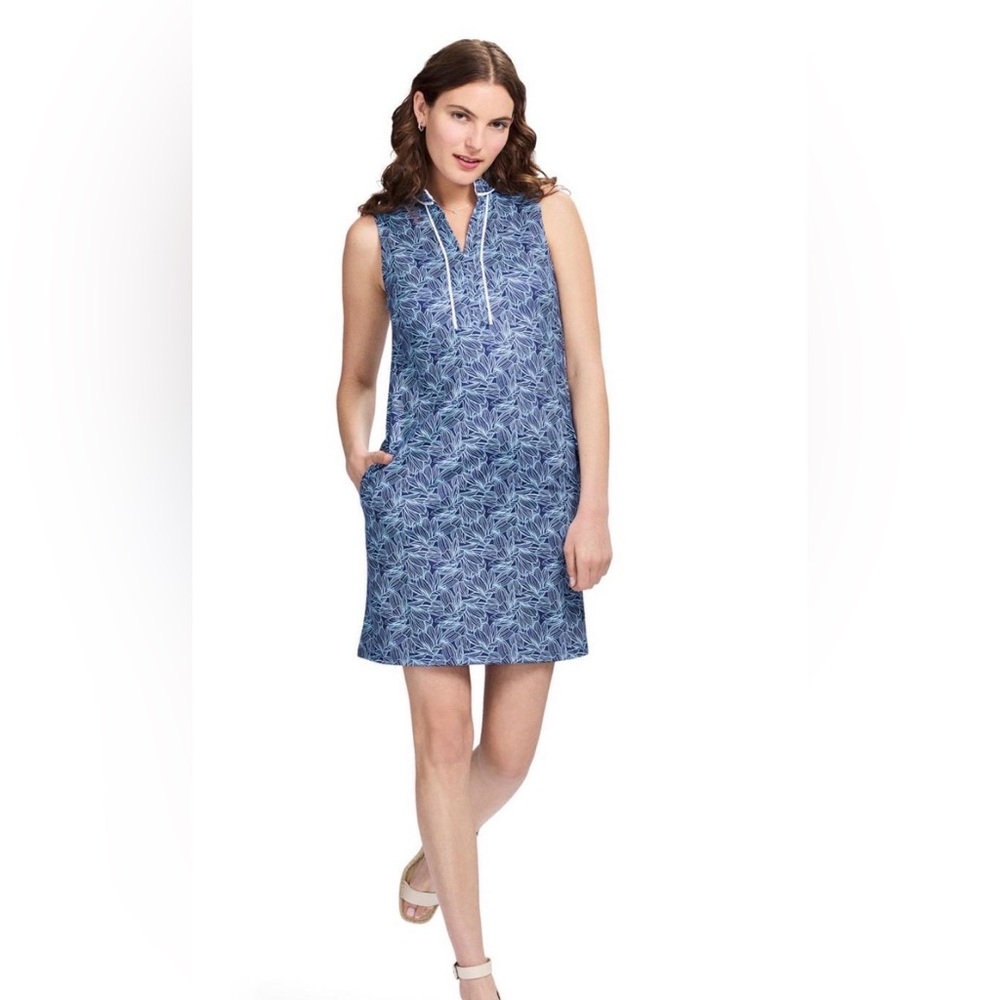 IZOD NAIA SLEEVELESS SHIFT DRESS
